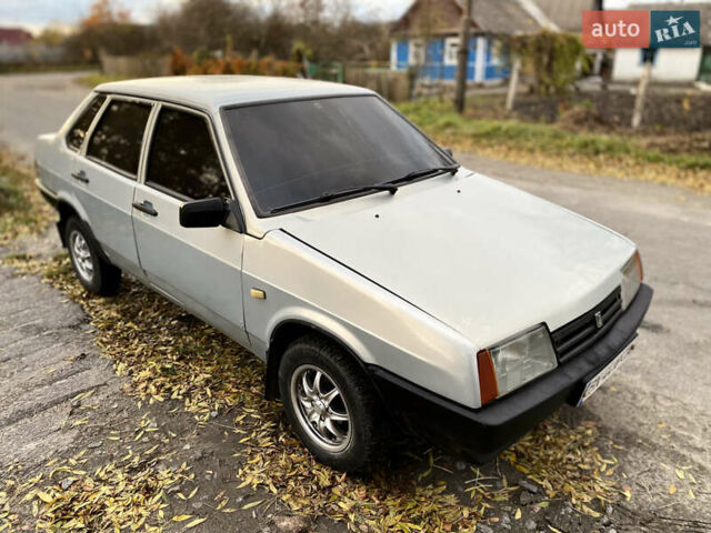 ВАЗ 21099 2007 в Житомире на Automoto.ua Серый ВАЗ 21099, объемом двигателя 1.6 л и пробегом 245 тыс. км за 1600 $, фото 1 на Automoto.ua