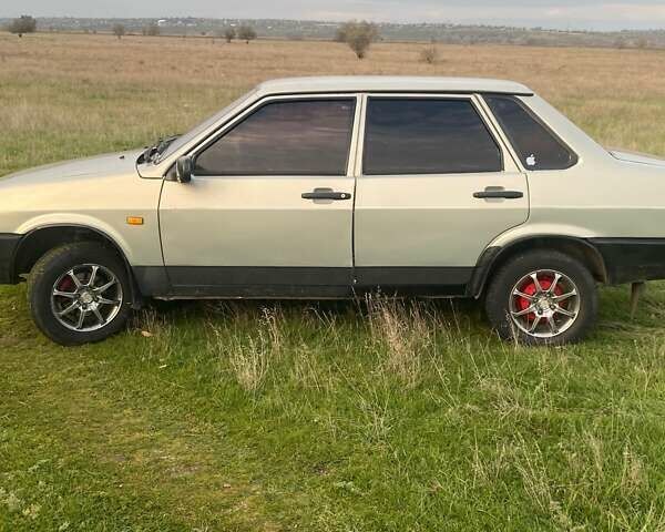 Сірий ВАЗ 21099, об'ємом двигуна 1.6 л та пробігом 140 тис. км за 1400 $, фото 1 на Automoto.ua