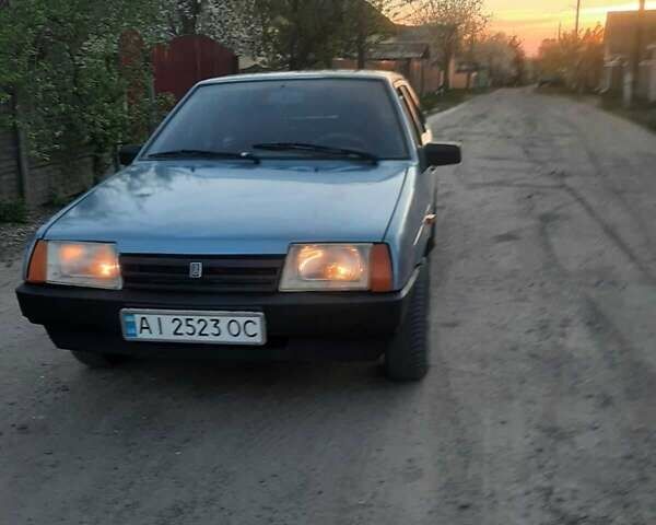 Серый ВАЗ 21099, объемом двигателя 1.6 л и пробегом 200 тыс. км за 1600 $, фото 1 на Automoto.ua