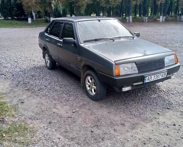Серый ВАЗ 21099, объемом двигателя 1.6 л и пробегом 138 тыс. км за 2100 $, фото 1 на Automoto.ua