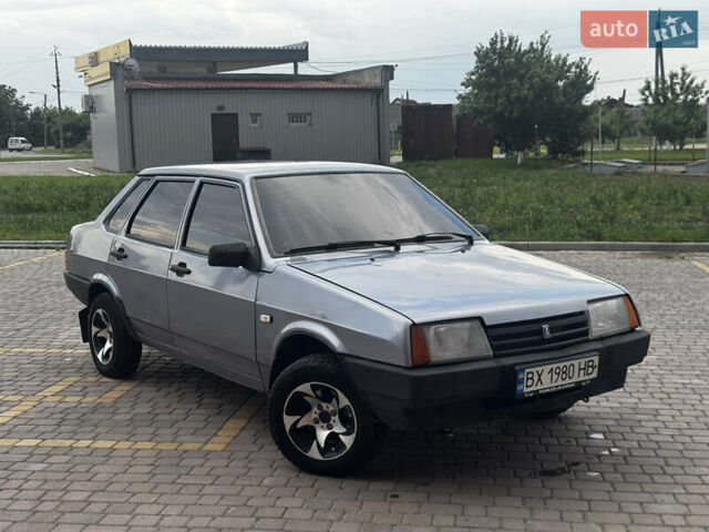 Серый ВАЗ 21099, объемом двигателя 1.6 л и пробегом 200 тыс. км за 2080 $, фото 1 на Automoto.ua