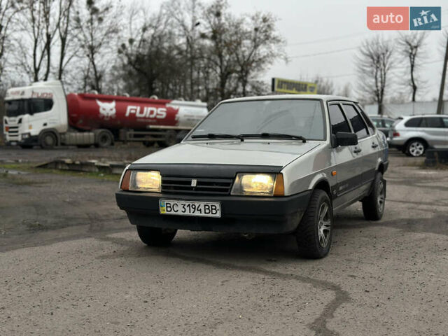 Серый ВАЗ 21099, объемом двигателя 1.6 л и пробегом 200 тыс. км за 1500 $, фото 1 на Automoto.ua