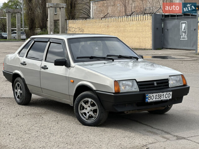 Серый ВАЗ 21099, объемом двигателя 1.6 л и пробегом 174 тыс. км за 2100 $, фото 1 на Automoto.ua