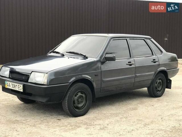 ВАЗ 21099 2007 в Новоукраинке на Automoto.ua Серый ВАЗ 21099, объемом двигателя 1.6 л и пробегом 300 тыс. км за 2500 $, фото 1 на Automoto.ua