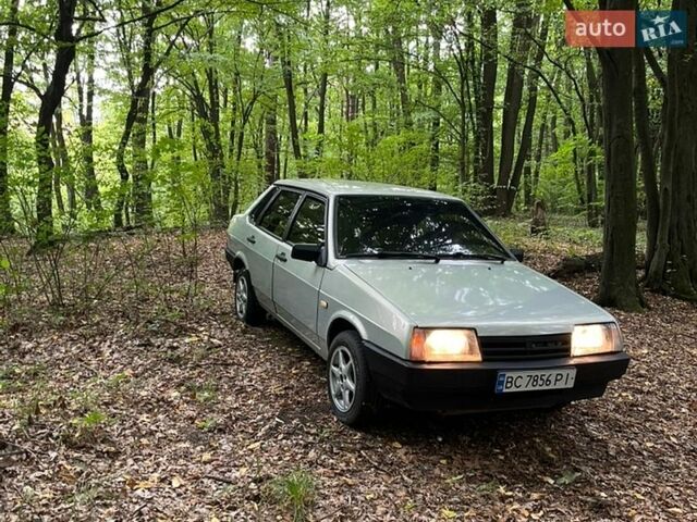 Серый ВАЗ 21099, объемом двигателя 1.6 л и пробегом 407 тыс. км за 1350 $, фото 1 на Automoto.ua