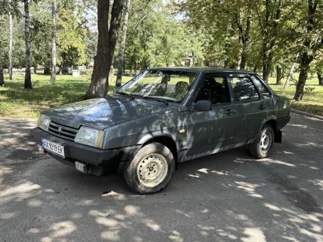 Сірий ВАЗ 21099, об'ємом двигуна 1.6 л та пробігом 180 тис. км за 800 $, фото 1 на Automoto.ua