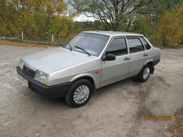 Сірий ВАЗ 21099, об'ємом двигуна 1.6 л та пробігом 200 тис. км за 1499 $, фото 1 на Automoto.ua