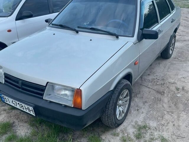 Сірий ВАЗ 21099, об'ємом двигуна 1.6 л та пробігом 304 тис. км за 1900 $, фото 1 на Automoto.ua