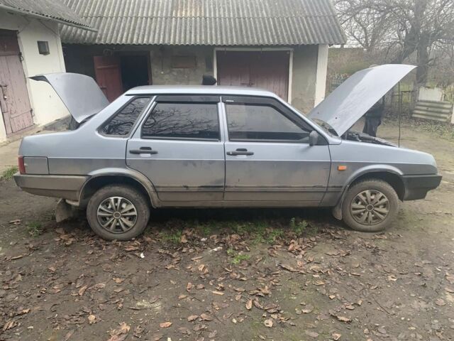 Серый ВАЗ 21099, объемом двигателя 1.5 л и пробегом 150 тыс. км за 1250 $, фото 1 на Automoto.ua