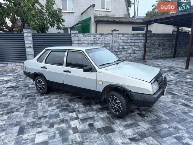 Сірий ВАЗ 21099, об'ємом двигуна 1.6 л та пробігом 180 тис. км за 1650 $, фото 1 на Automoto.ua