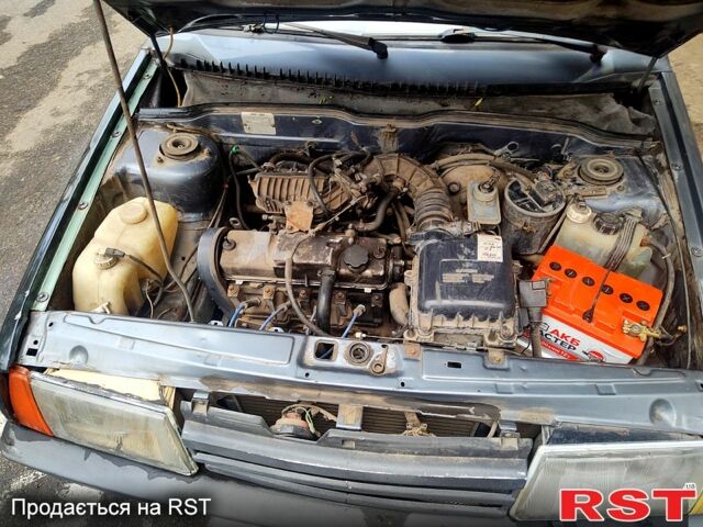 Серый ВАЗ 21099, объемом двигателя 1.6 л и пробегом 300 тыс. км за 999 $, фото 1 на Automoto.ua