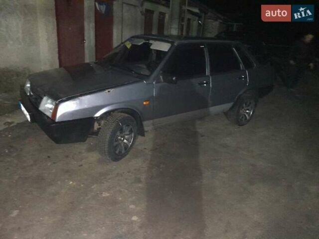 Серый ВАЗ 21099, объемом двигателя 1.6 л и пробегом 211 тыс. км за 1550 $, фото 1 на Automoto.ua