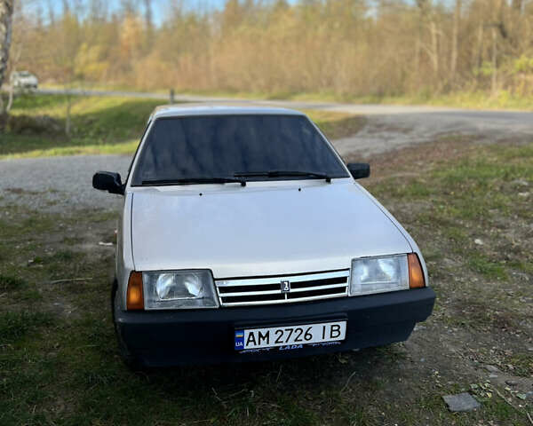 Серый ВАЗ 21099, объемом двигателя 1.6 л и пробегом 215 тыс. км за 1700 $, фото 1 на Automoto.ua