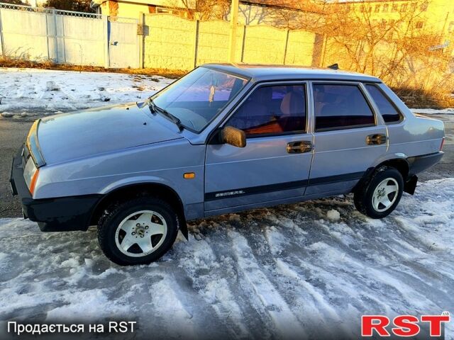 Серый ВАЗ 21099, объемом двигателя 1.6 л и пробегом 210 тыс. км за 2000 $, фото 1 на Automoto.ua