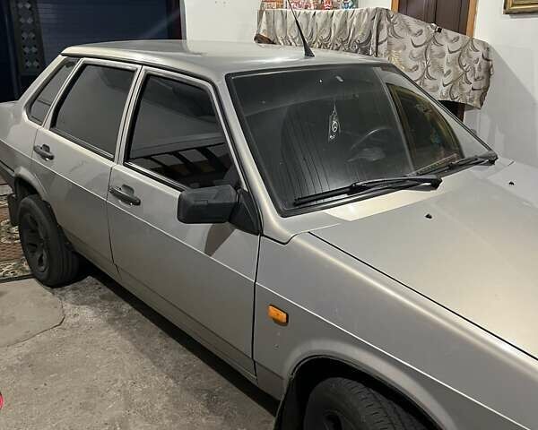 Серый ВАЗ 21099, объемом двигателя 1.6 л и пробегом 217 тыс. км за 2200 $, фото 1 на Automoto.ua