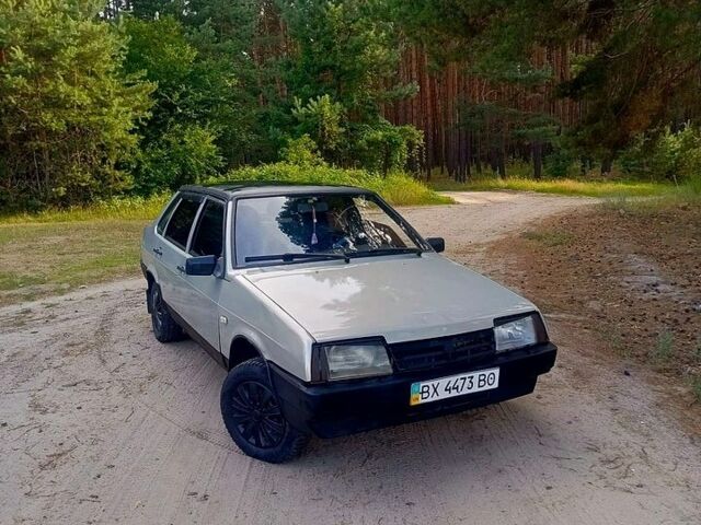 Серый ВАЗ 21099, объемом двигателя 1.6 л и пробегом 190 тыс. км за 799 $, фото 1 на Automoto.ua