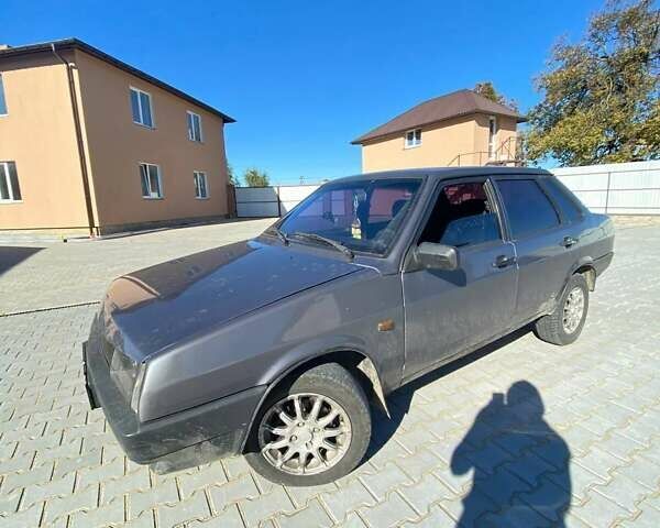 Сірий ВАЗ 21099, об'ємом двигуна 1.6 л та пробігом 932 тис. км за 1000 $, фото 1 на Automoto.ua