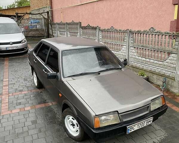 Сірий ВАЗ 21099, об'ємом двигуна 1.6 л та пробігом 181 тис. км за 1550 $, фото 1 на Automoto.ua