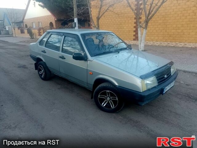 Серый ВАЗ 21099, объемом двигателя 1.6 л и пробегом 120 тыс. км за 1600 $, фото 1 на Automoto.ua