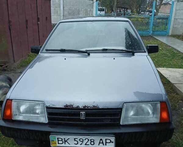 Серый ВАЗ 21099, объемом двигателя 1.6 л и пробегом 190 тыс. км за 1100 $, фото 1 на Automoto.ua