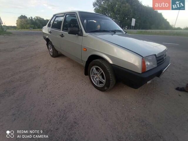 Сірий ВАЗ 21099, об'ємом двигуна 1.6 л та пробігом 130 тис. км за 2200 $, фото 1 на Automoto.ua