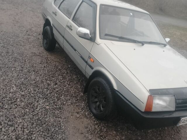 Серый ВАЗ 21099, объемом двигателя 1.6 л и пробегом 137 тыс. км за 1000 $, фото 1 на Automoto.ua