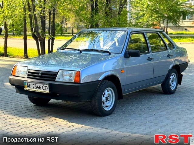 Серый ВАЗ 21099, объемом двигателя 1.5 л и пробегом 63 тыс. км за 3350 $, фото 1 на Automoto.ua