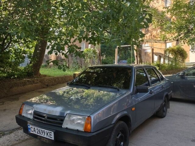 Серый ВАЗ 21099, объемом двигателя 1.6 л и пробегом 110 тыс. км за 2002 $, фото 1 на Automoto.ua