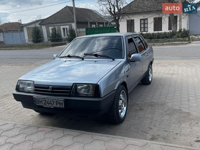 Серый ВАЗ 21099, объемом двигателя 1.6 л и пробегом 198 тыс. км за 3500 $, фото 1 на Automoto.ua
