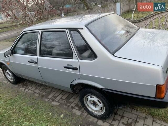 Серый ВАЗ 21099, объемом двигателя 1.6 л и пробегом 205 тыс. км за 1800 $, фото 1 на Automoto.ua