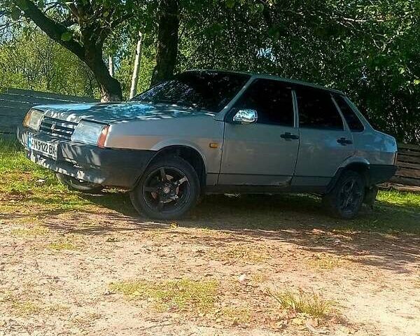 Серый ВАЗ 21099, объемом двигателя 1.6 л и пробегом 190 тыс. км за 1550 $, фото 1 на Automoto.ua