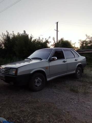 Серый ВАЗ 21099, объемом двигателя 1.5 л и пробегом 84 тыс. км за 2800 $, фото 1 на Automoto.ua