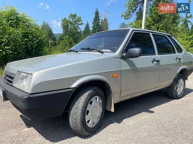 Серый ВАЗ 21099, объемом двигателя 1.6 л и пробегом 139 тыс. км за 1650 $, фото 1 на Automoto.ua