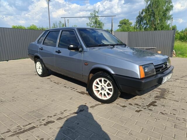 Сірий ВАЗ 21099, об'ємом двигуна 1.6 л та пробігом 304 тис. км за 2015 $, фото 1 на Automoto.ua