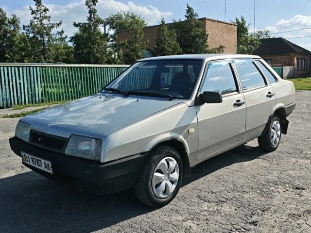 Сірий ВАЗ 21099, об'ємом двигуна 1.6 л та пробігом 180 тис. км за 2400 $, фото 1 на Automoto.ua