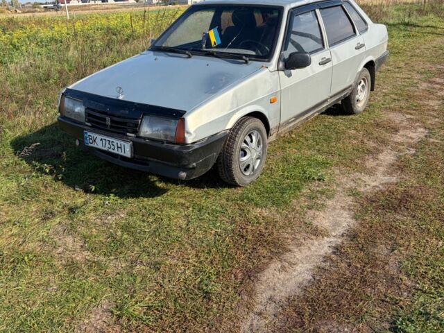 Сірий ВАЗ 21099, об'ємом двигуна 1.6 л та пробігом 200 тис. км за 752 $, фото 1 на Automoto.ua