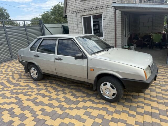 Сірий ВАЗ 21099, об'ємом двигуна 1.6 л та пробігом 187 тис. км за 1200 $, фото 1 на Automoto.ua