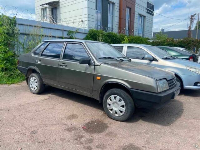 Серый ВАЗ 21099, объемом двигателя 0 л и пробегом 300 тыс. км за 800 $, фото 1 на Automoto.ua