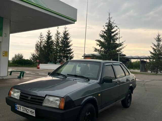 Сірий ВАЗ 21099, об'ємом двигуна 1.6 л та пробігом 340 тис. км за 1000 $, фото 1 на Automoto.ua
