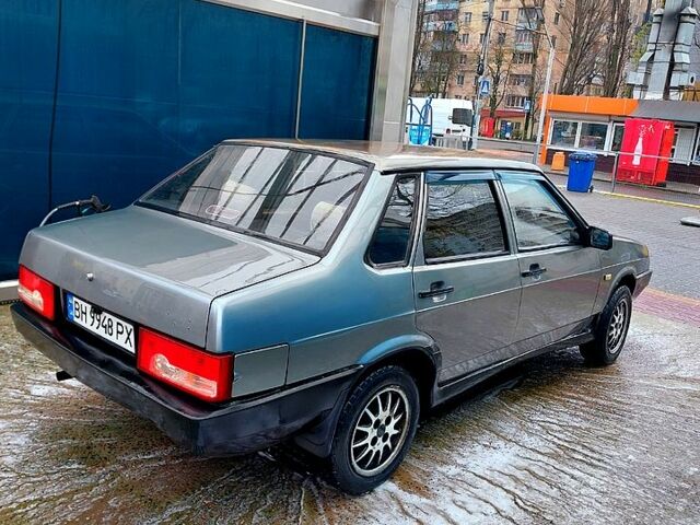 Серый ВАЗ 21099, объемом двигателя 1.5 л и пробегом 180 тыс. км за 1800 $, фото 1 на Automoto.ua