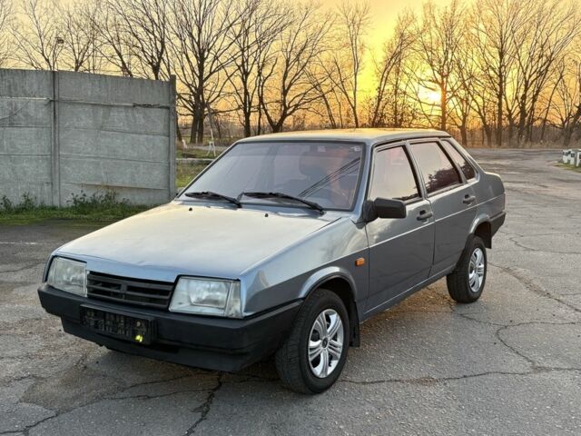 Серый ВАЗ 21099, объемом двигателя 1.6 л и пробегом 200 тыс. км за 1799 $, фото 1 на Automoto.ua