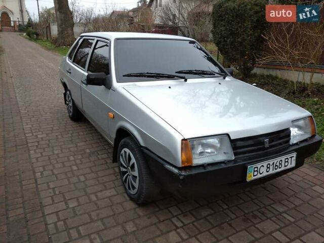 Серый ВАЗ 21099, объемом двигателя 1.6 л и пробегом 255 тыс. км за 1500 $, фото 1 на Automoto.ua