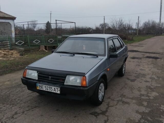 Серый ВАЗ 21099, объемом двигателя 1.6 л и пробегом 91 тыс. км за 2350 $, фото 1 на Automoto.ua