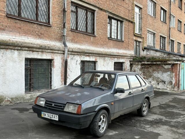 Сірий ВАЗ 21099, об'ємом двигуна 1.6 л та пробігом 500 тис. км за 700 $, фото 1 на Automoto.ua