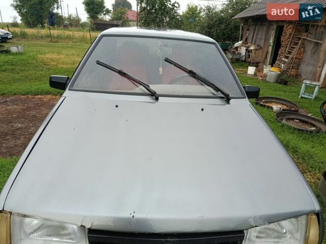 Серый ВАЗ 21099, объемом двигателя 1.6 л и пробегом 226 тыс. км за 500 $, фото 1 на Automoto.ua