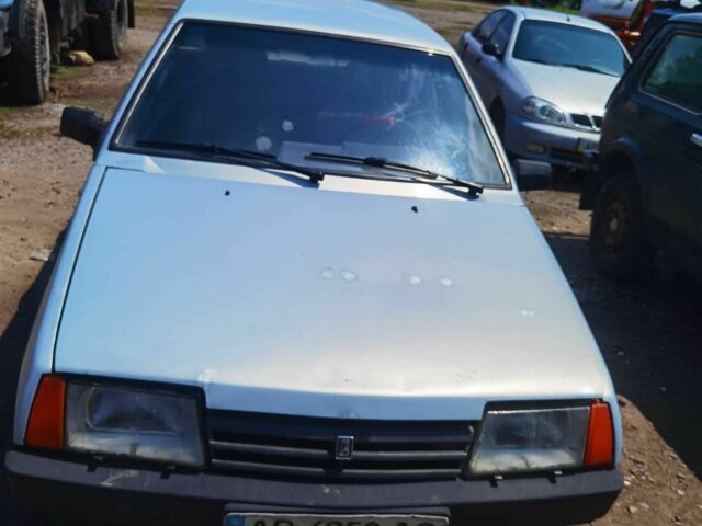 ВАЗ 21099 2010 у Хмельнике на Automoto.ua Сірий ВАЗ 21099, об'ємом двигуна 0 л та пробігом 300 тис. км за 596 $, фото 1 на Automoto.ua