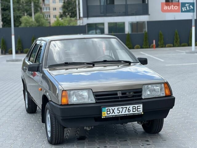 Сірий ВАЗ 21099, об'ємом двигуна 1.6 л та пробігом 37 тис. км за 4650 $, фото 1 на Automoto.ua