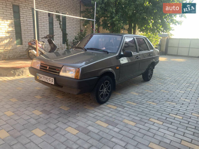 Сірий ВАЗ 21099, об'ємом двигуна 1.5 л та пробігом 102 тис. км за 2600 $, фото 1 на Automoto.ua