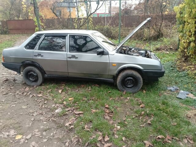 Серый ВАЗ 21099, объемом двигателя 1 л и пробегом 222 тыс. км за 475 $, фото 1 на Automoto.ua