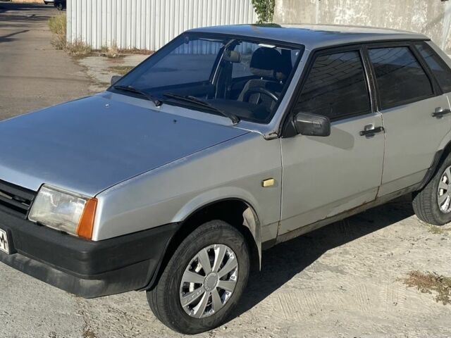 Серый ВАЗ 21099, объемом двигателя 0 л и пробегом 240 тыс. км за 1000 $, фото 1 на Automoto.ua